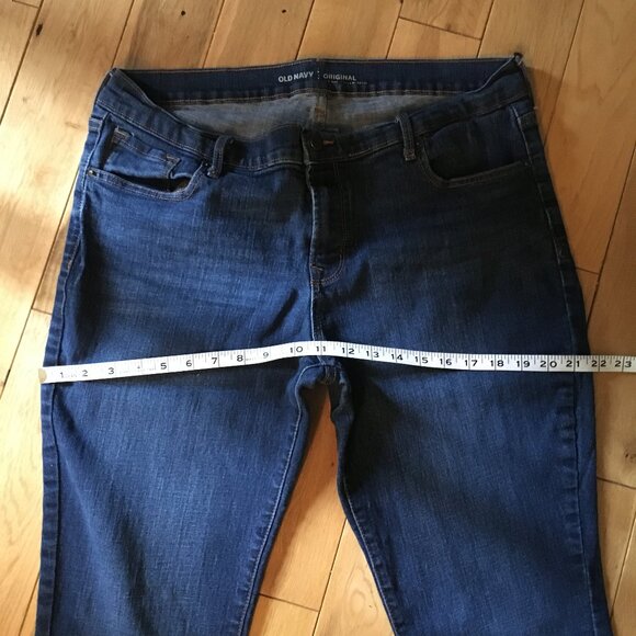 Old Navy Classic Original Dark Blue Mid Rise Short Denim Jeans - Picture 11 of 14